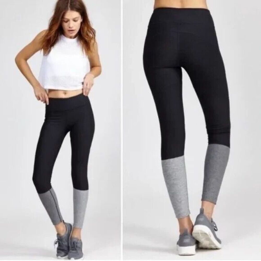 OUTDOOR VOICES 7/8 Two Tone Dipped Legging S Colorblock Black Gray EUC B55